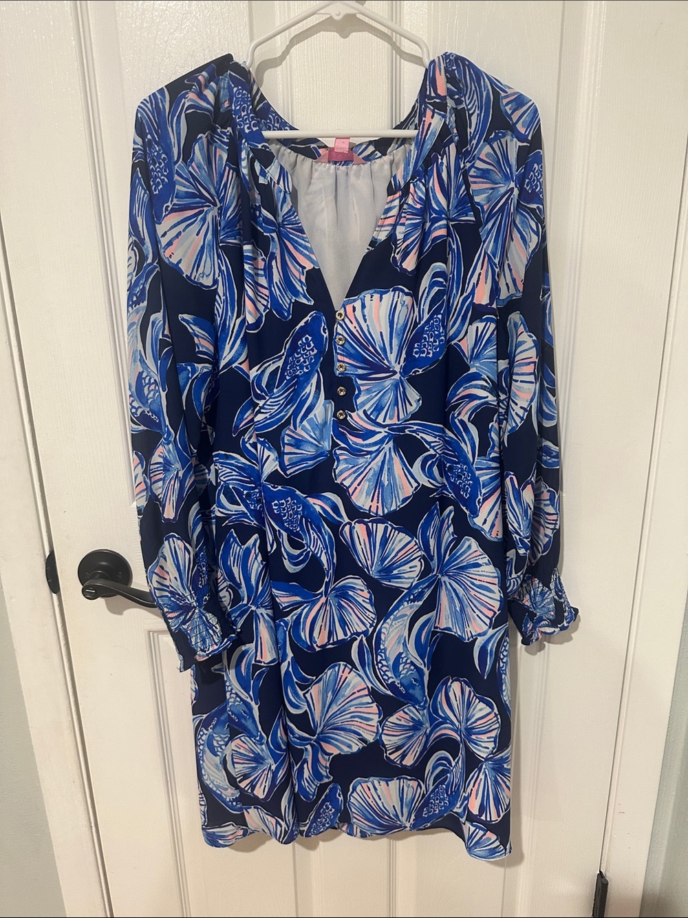 Lilly Pulitzer size large Brynle dress.  Navy Blue Floral and fish Tunic Dress